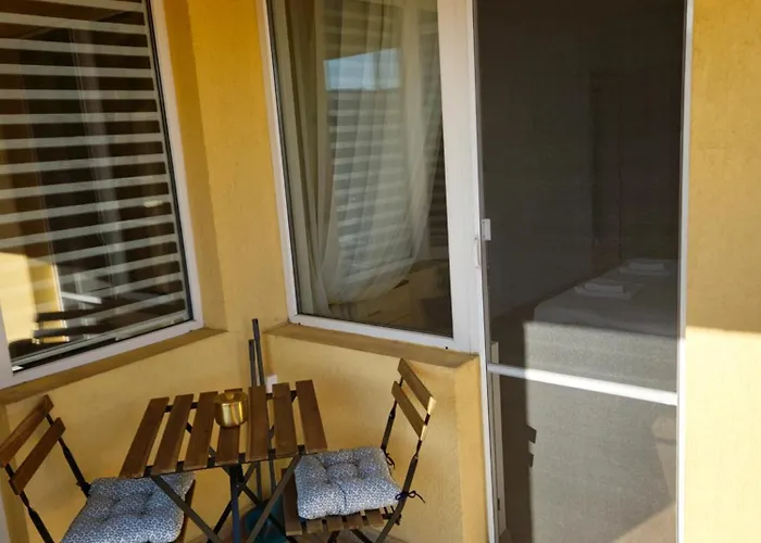 Perspective View Apartment *